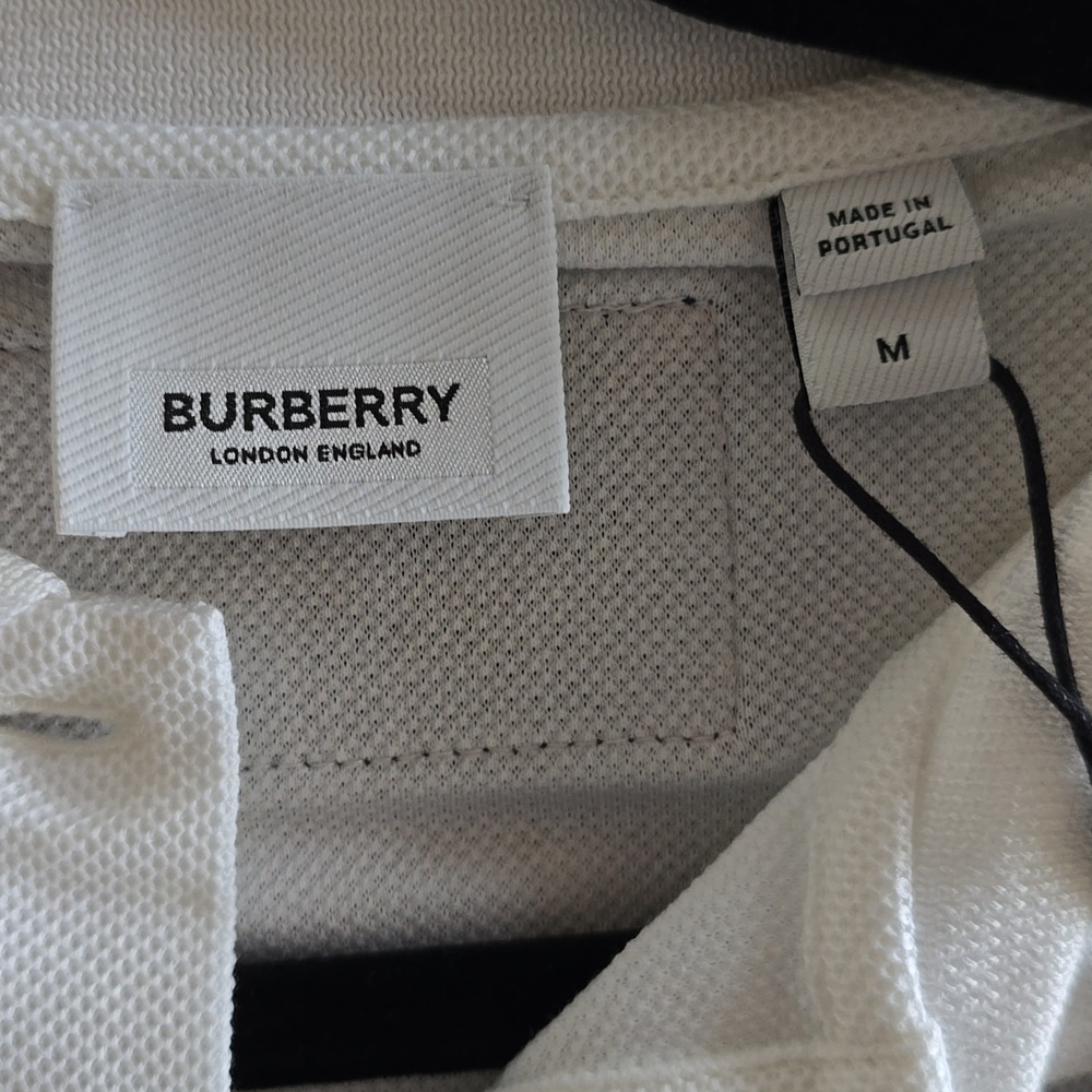 12. Burberry M NWT - Picture 15 of 15